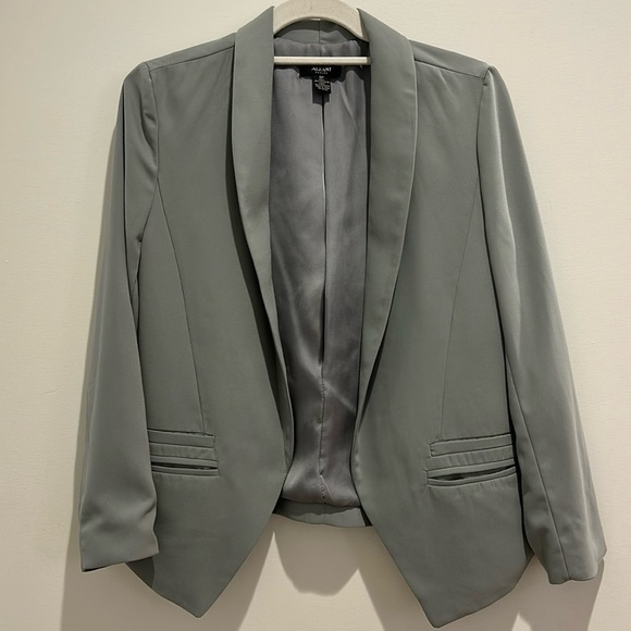 Alfani Jackets & Blazers - Alfani Blazer Size 6P